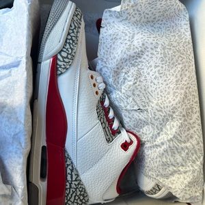 Jordan 3 cardinal size 8.5
